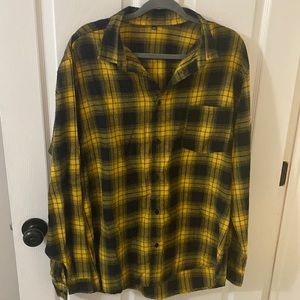 Amazon brand button up flannel shirt